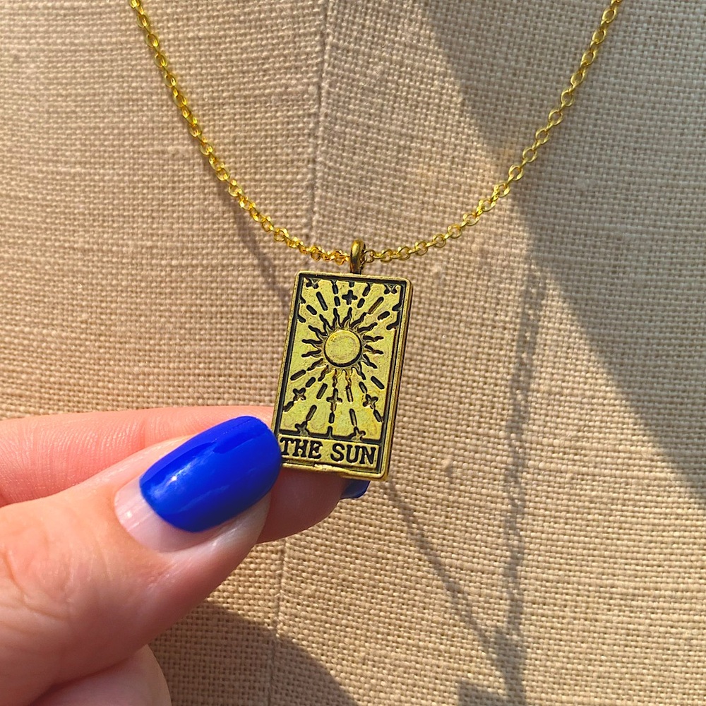 NWT Reversible Sterling Silver Plated Chain, Sun Tarot Card Alloy Metal Necklace